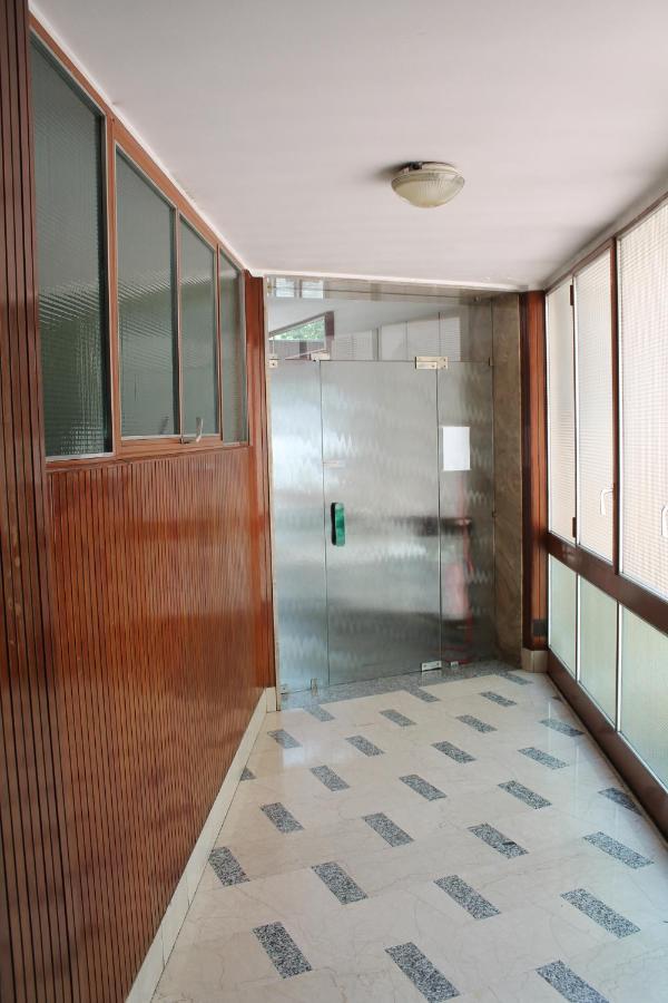 L'Appartamento Della Stazione Di ซารอนโน ภายนอก รูปภาพ